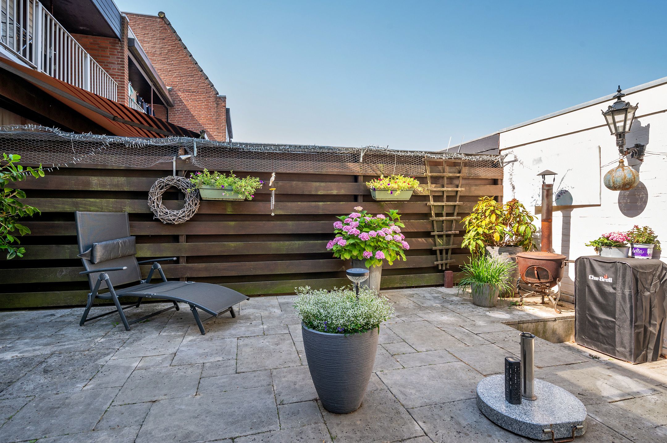 Photo 45 of Requesensstraat 31