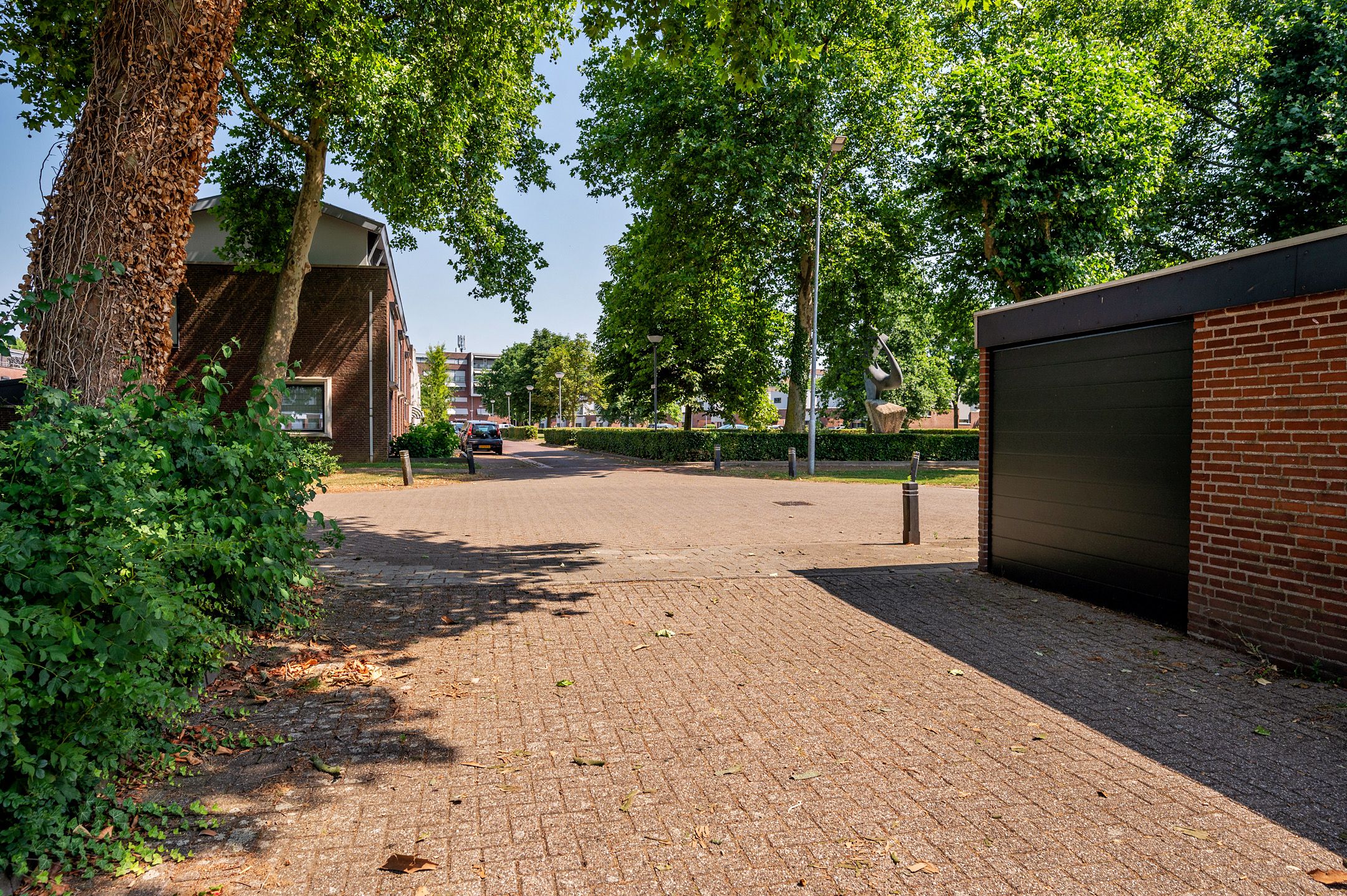 Photo 51 of Requesensstraat 31