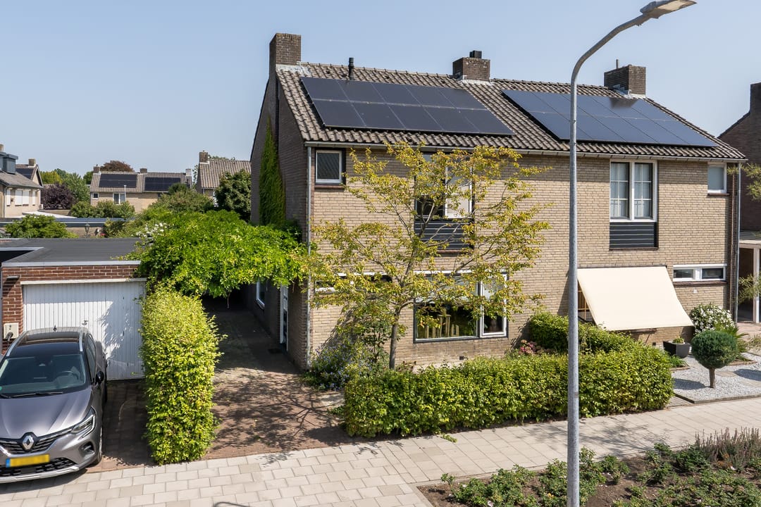 Photo 41 of Ernst Casimirstraat 3