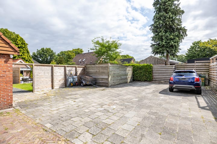 Foto 14 van Molenstraat 2