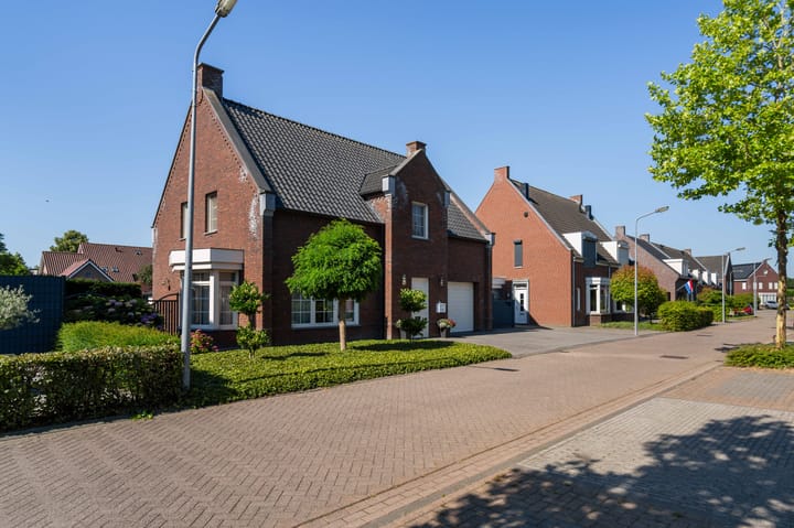 Photo 47 of Eigen Erf 3