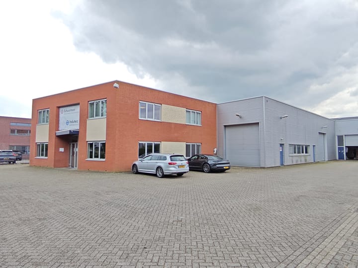 Minervum 7170, Breda