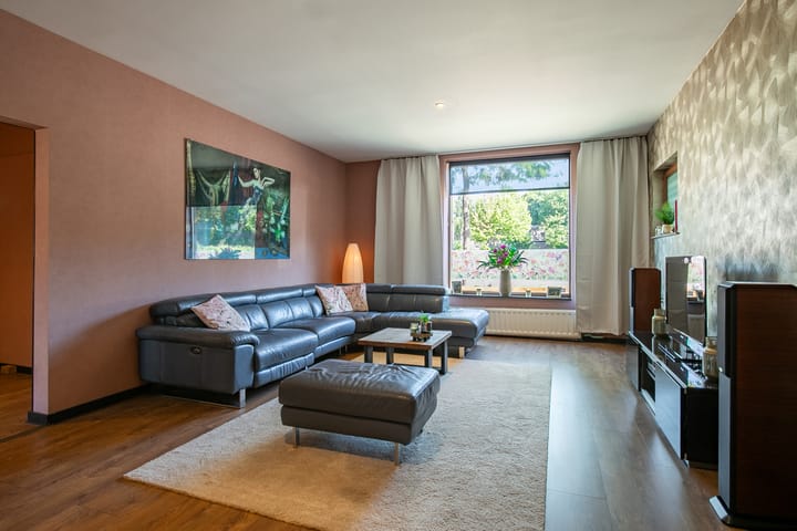 Foto 3 van Moltweg 52