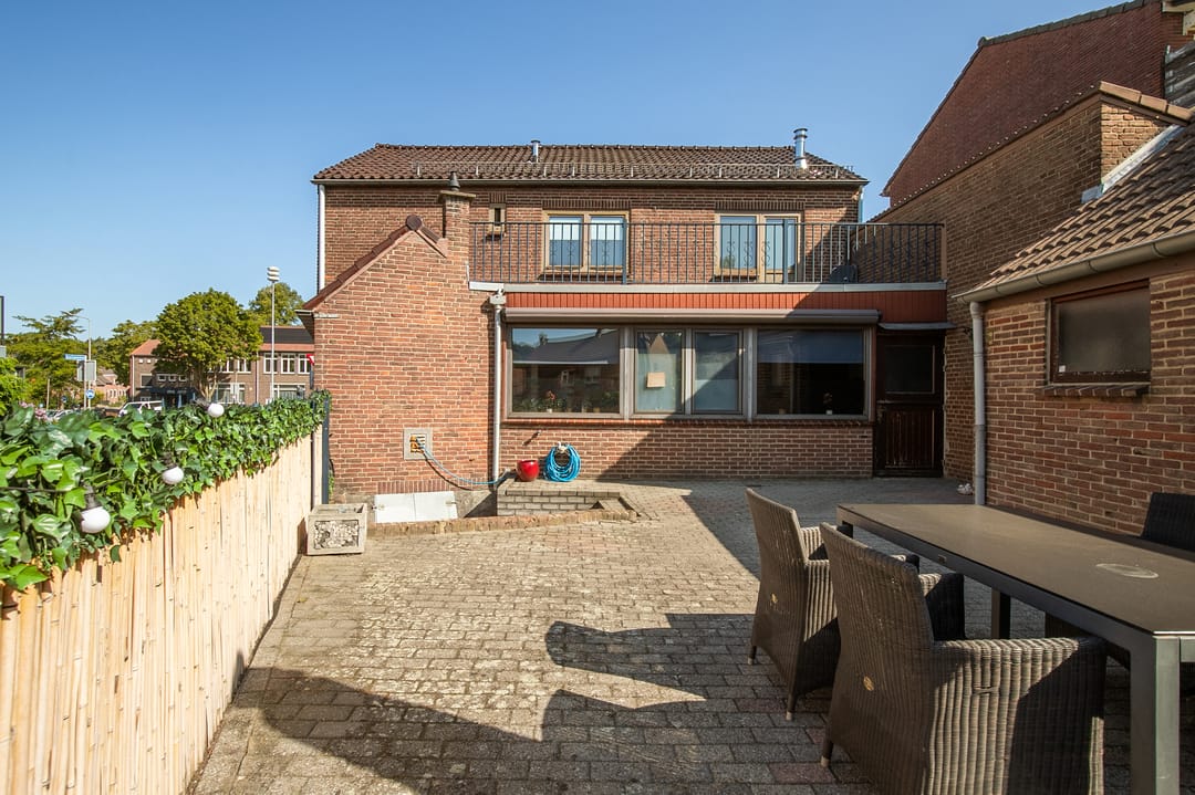 Foto 22 van Moltweg 52