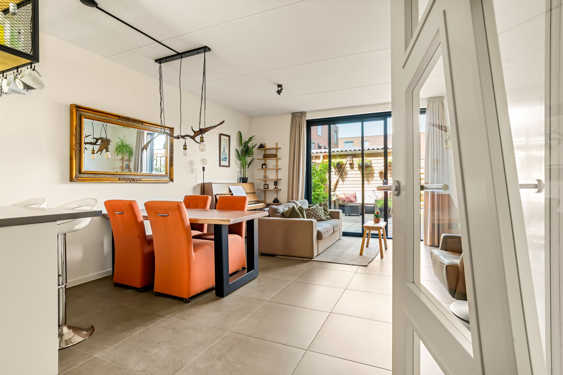 Foto 9 van Radarstraat 129