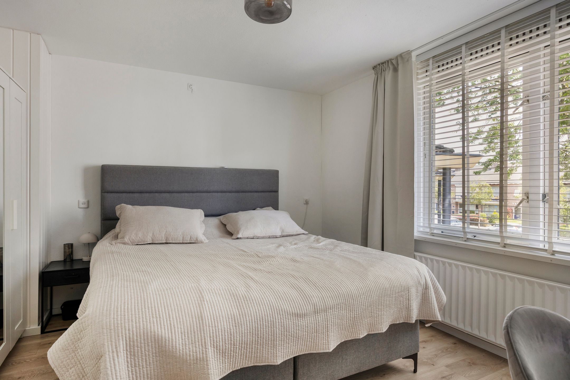 Photo 9 of Peter Benoitstraat 19
