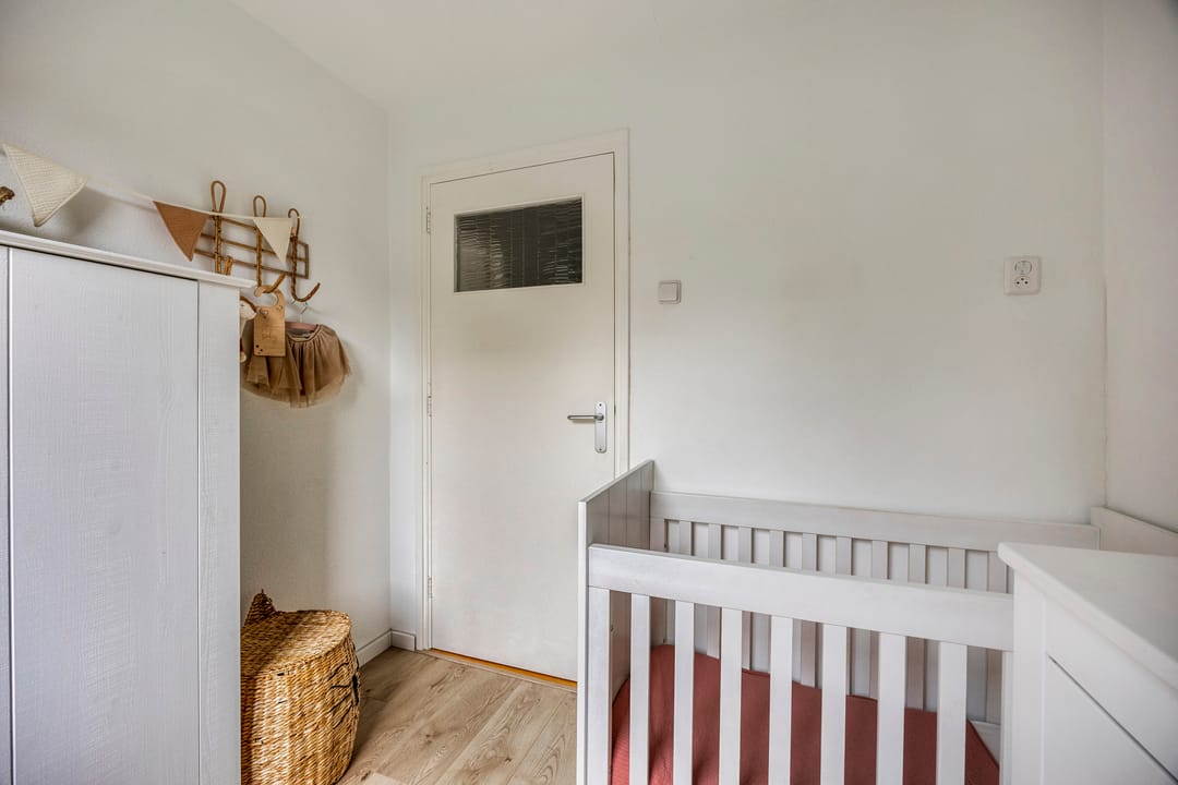 Photo 13 of Peter Benoitstraat 19