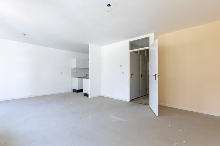 Foto 6 van Romeinenplein 4