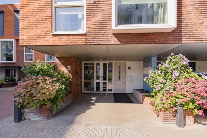 Foto 2 van Pruimenboomplein 11