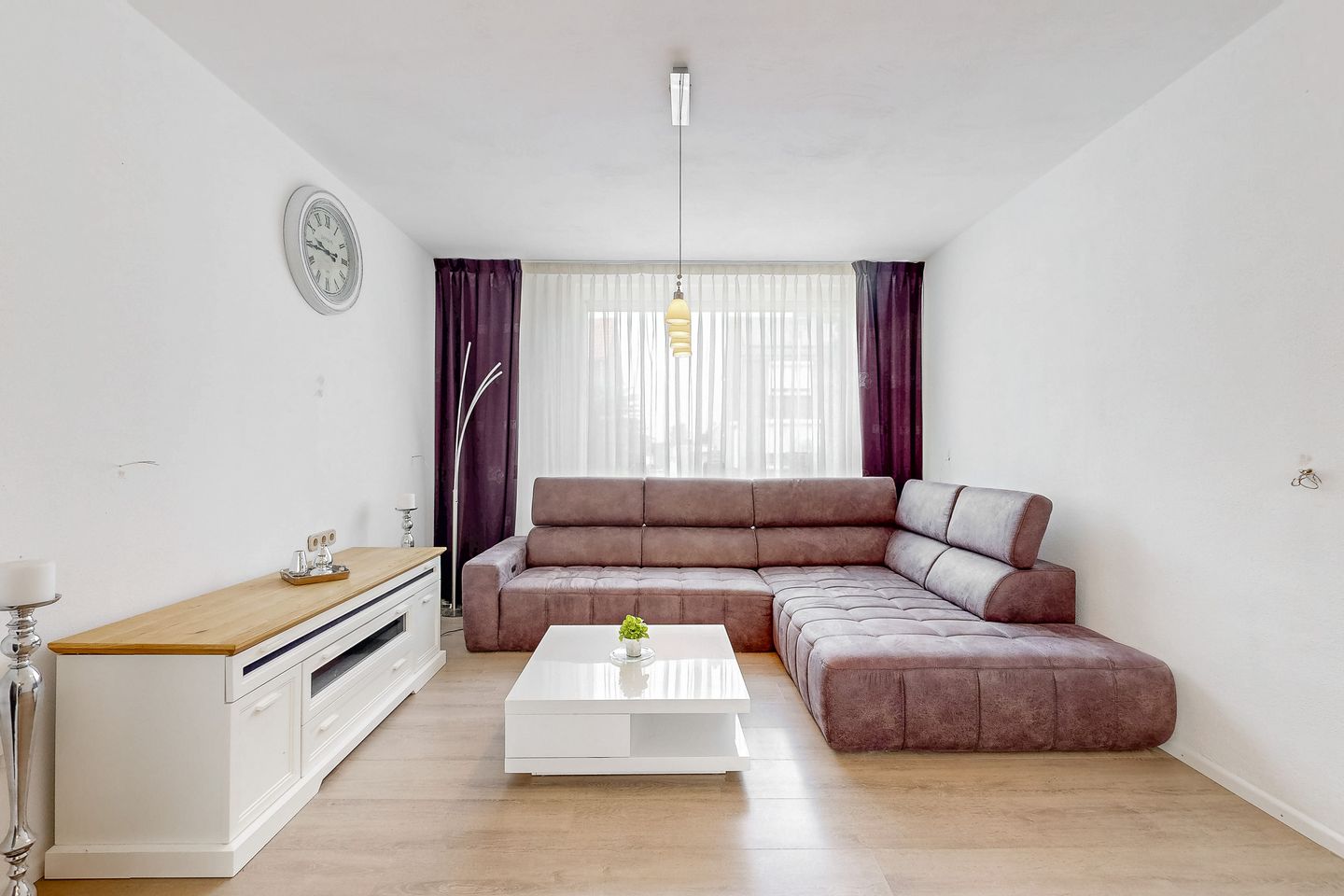 Photo 4 of Beatrixstraat 6