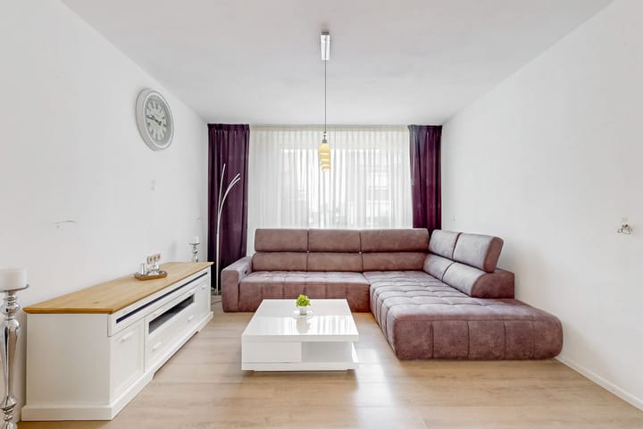 Photo 4 of Beatrixstraat 6