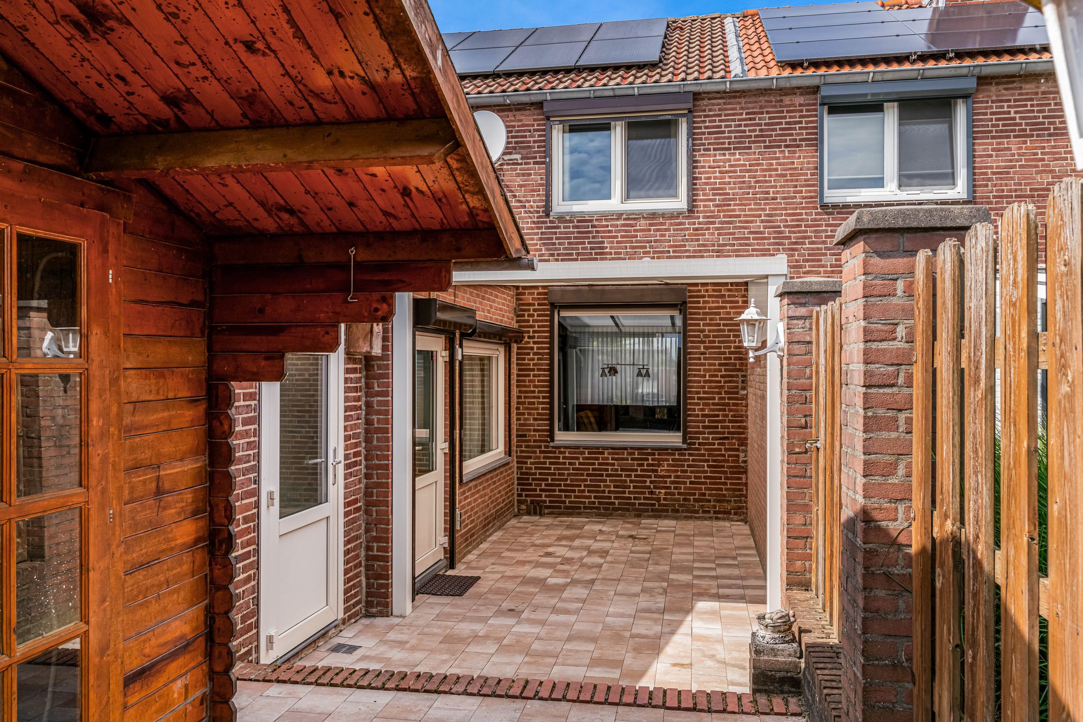 Photo 27 of Beatrixstraat 6