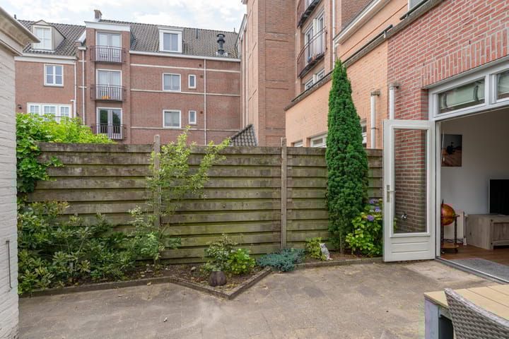 Foto 30 van Middellaan 30