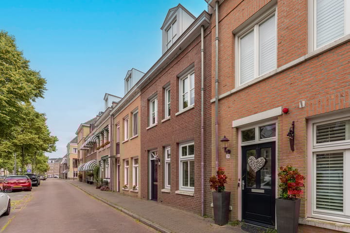 Foto 33 van Middellaan 30