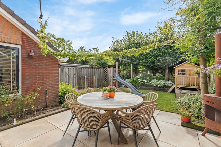 Foto 16 van CC Storkstraat 4