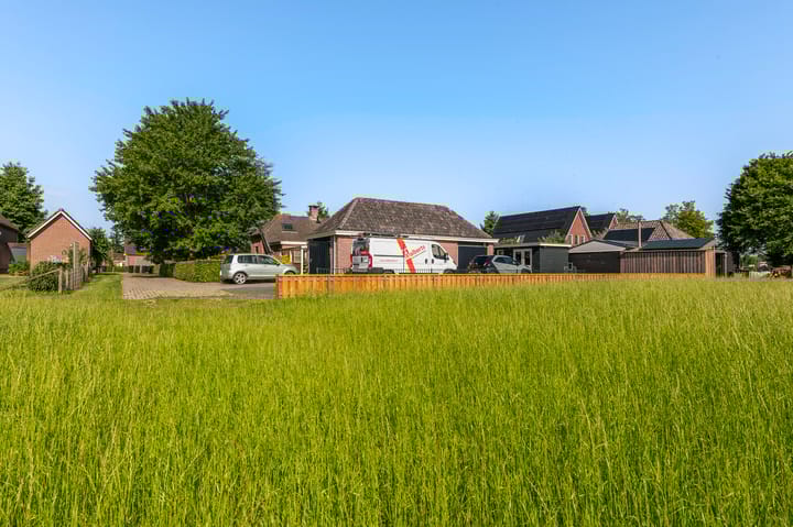 Photo 35 of Middendijk 48