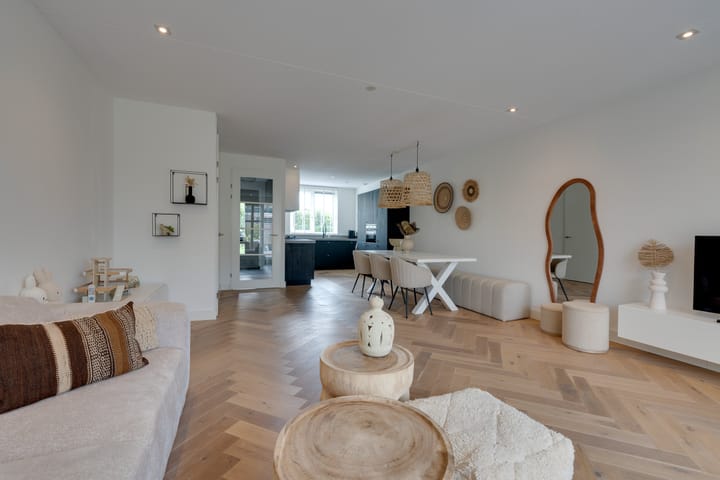 Photo 10 of Jean Lotenpad 23