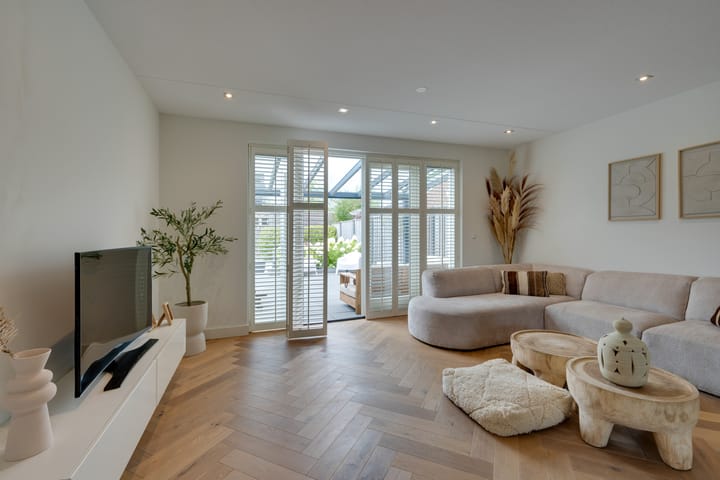 Photo 7 of Jean Lotenpad 23