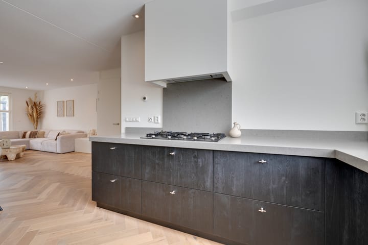 Photo 16 of Jean Lotenpad 23