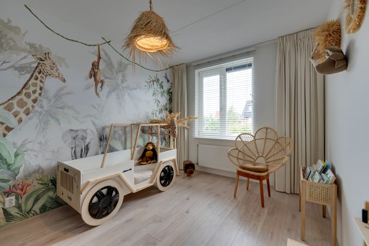 Photo 31 of Jean Lotenpad 23