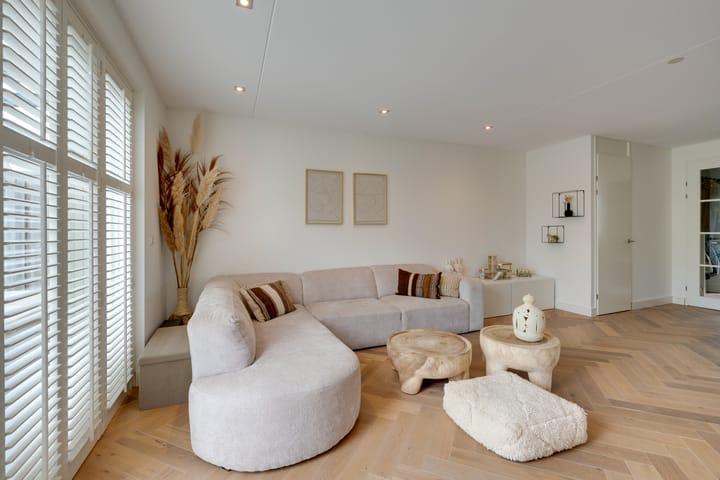 Photo 9 of Jean Lotenpad 23