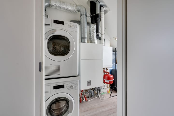 Photo 49 of Jean Lotenpad 23