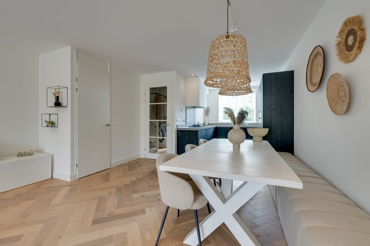 Photo 11 of Jean Lotenpad 23