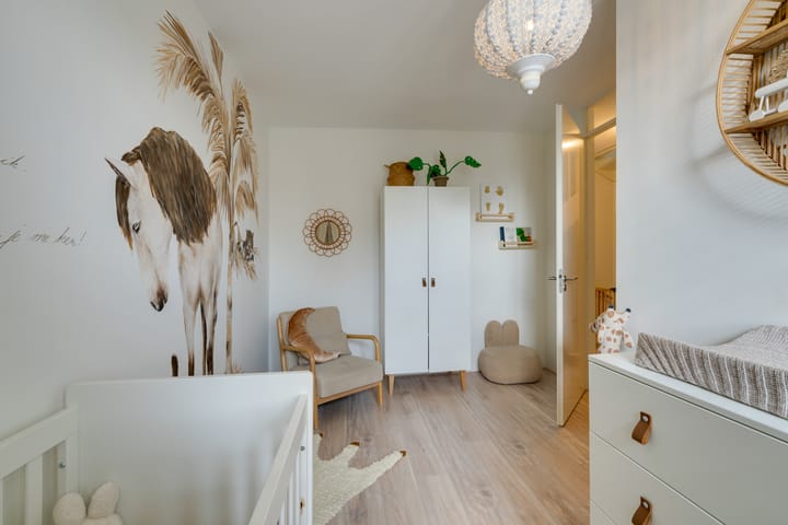 Photo 37 of Jean Lotenpad 23