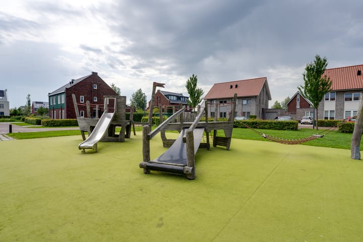 Photo 55 of Jean Lotenpad 23