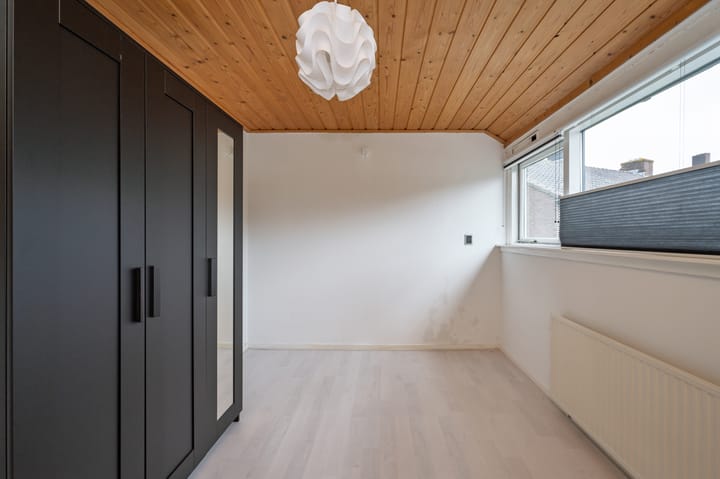 Foto 11 van Vogelplantsoen 77