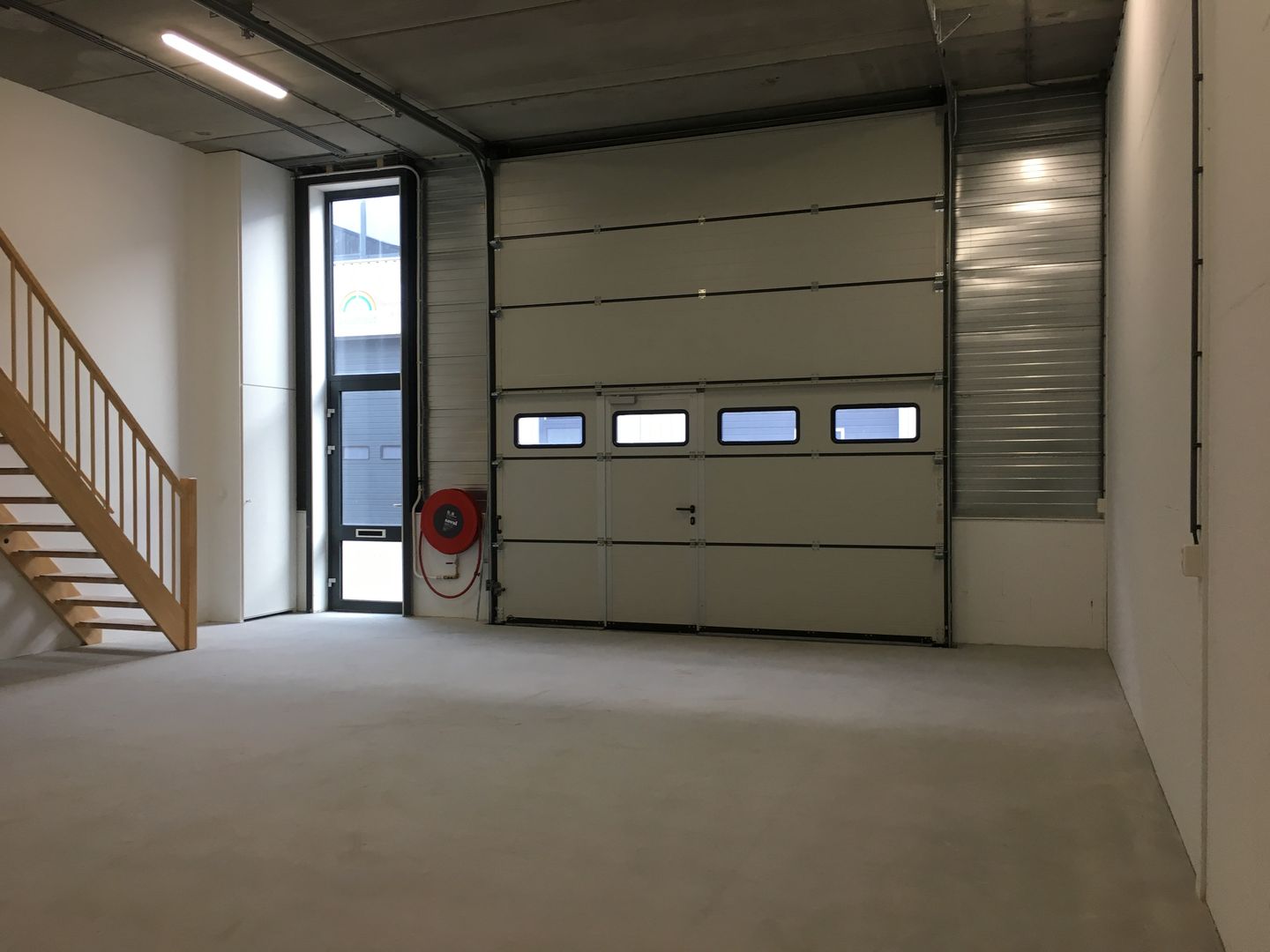 Bekijk foto 3 van Neerloopweg 5-A4