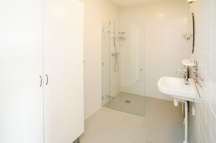 Foto 21 van Osdorper Ban 649