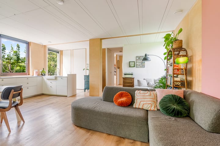 Foto 7 van John Lockeweg 17