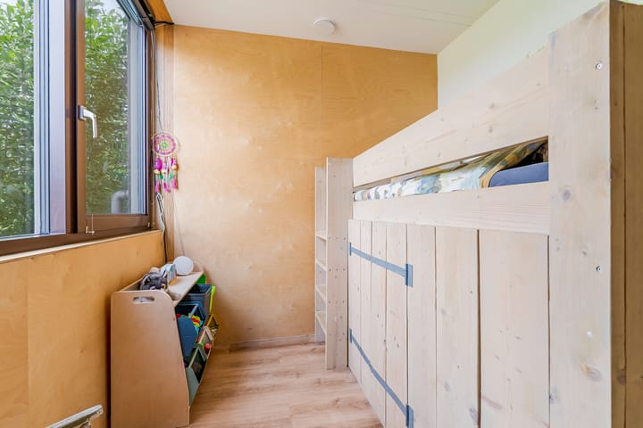 Foto 21 van John Lockeweg 17