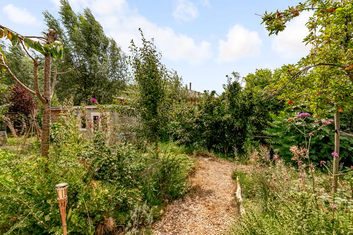 Foto 33 van John Lockeweg 17