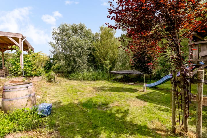 Foto 42 van John Lockeweg 17