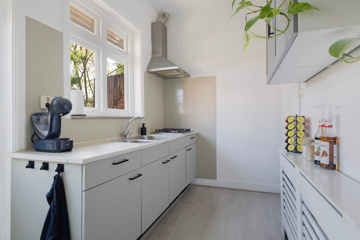 Photo 3 of Brederostraat 17