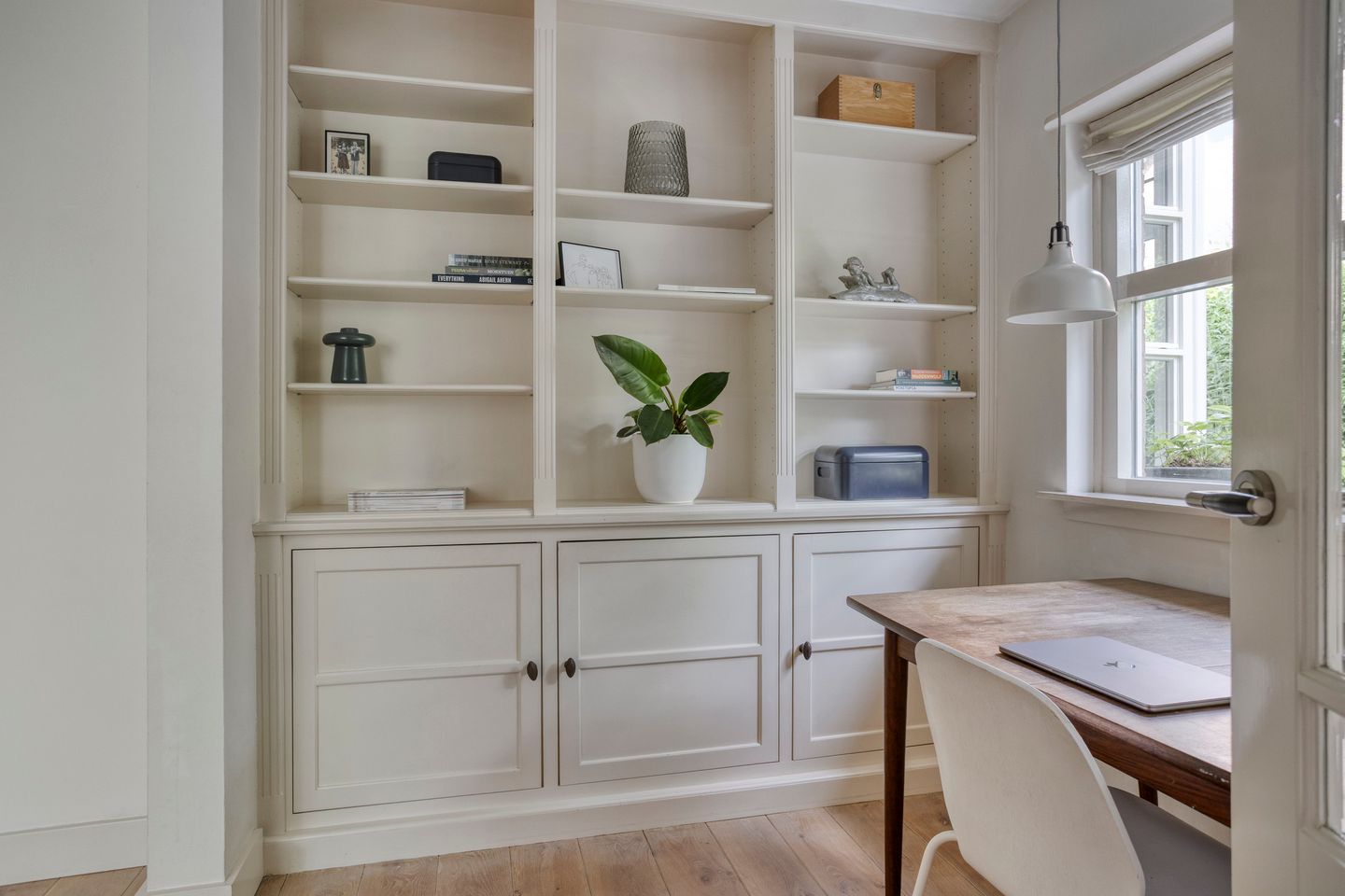 Photo 10 of Ambonstraat 9