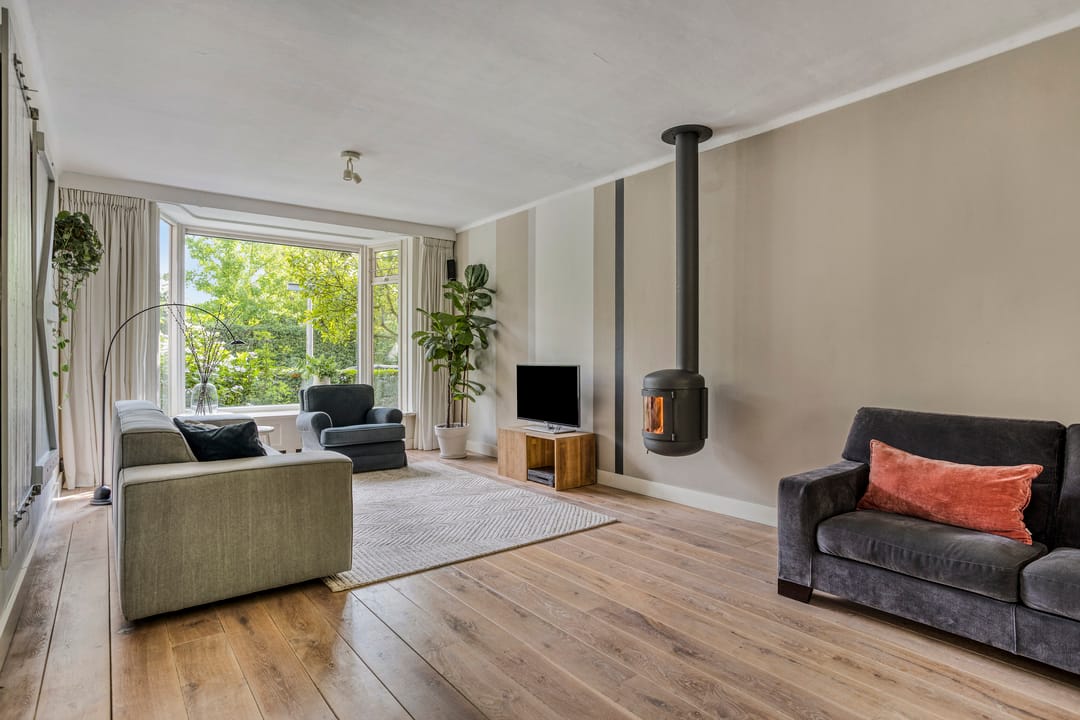 Photo 11 of Ambonstraat 9