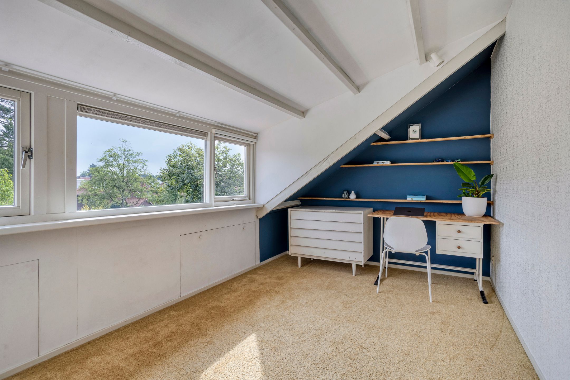 Photo 39 of Ambonstraat 9