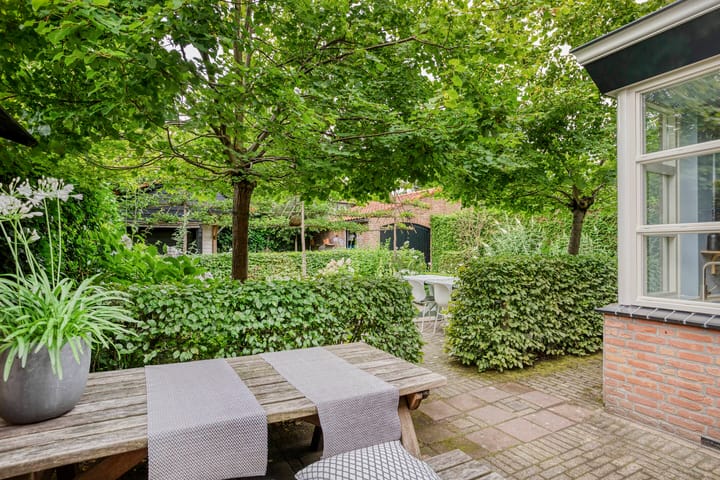 Foto 43 van Ambonstraat 9