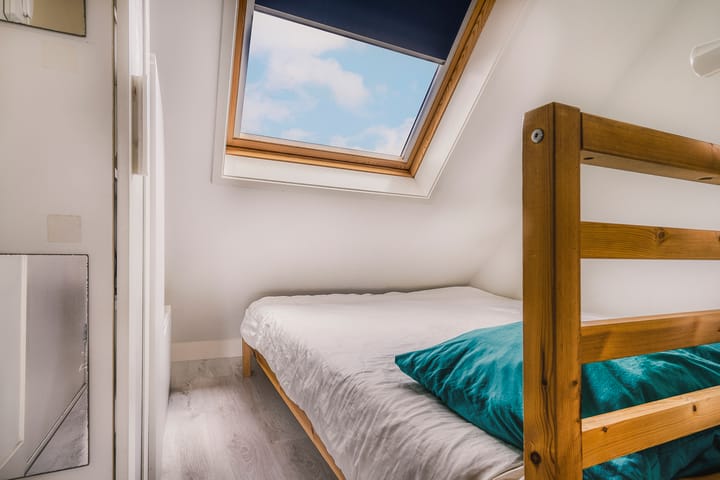 Photo 13 of Jan Bernardusstraat 18-4L