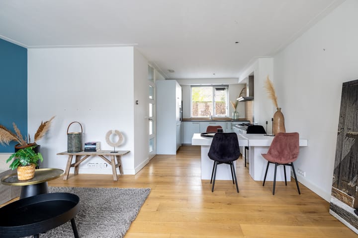 Foto 3 van Den Elst 15