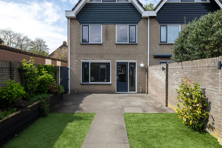 Foto 29 van Den Elst 15