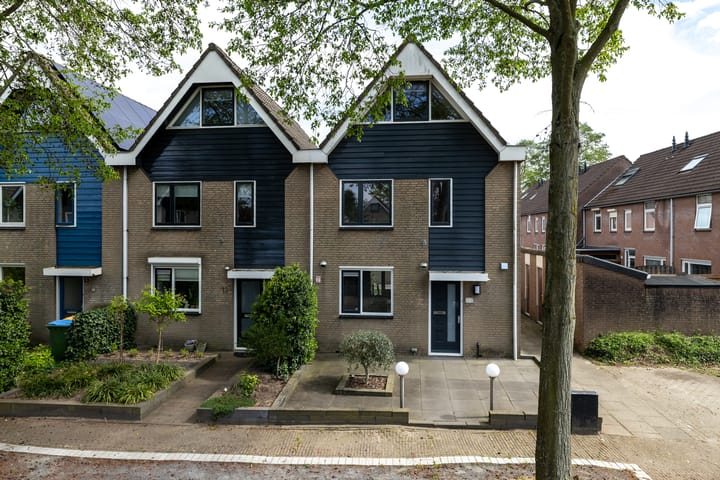 Foto 31 van Den Elst 15