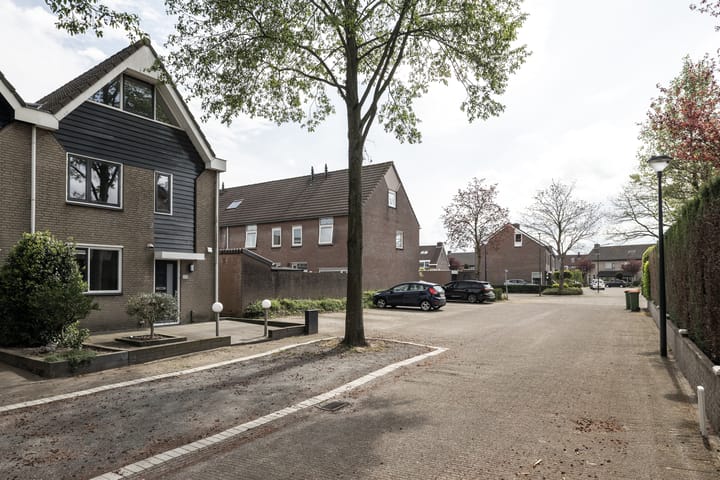 Foto 34 van Den Elst 15