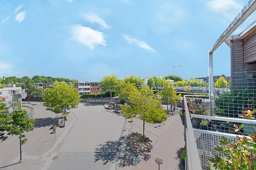 Foto 22 van Sara Burgerhartsingel 391