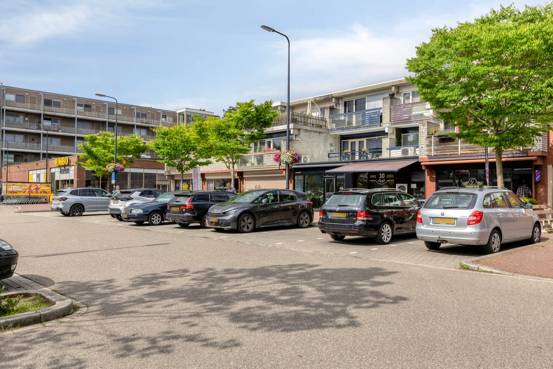 Photo 31 of Fresiastraat 57