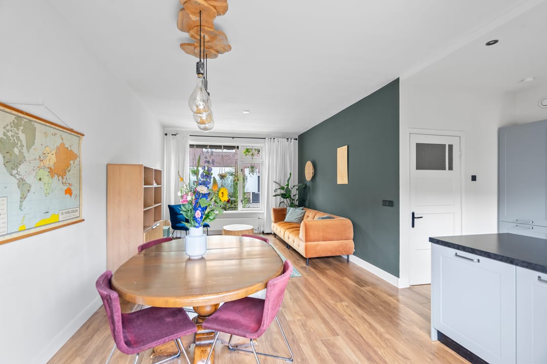Photo 11 of Van der Steenstraat 13
