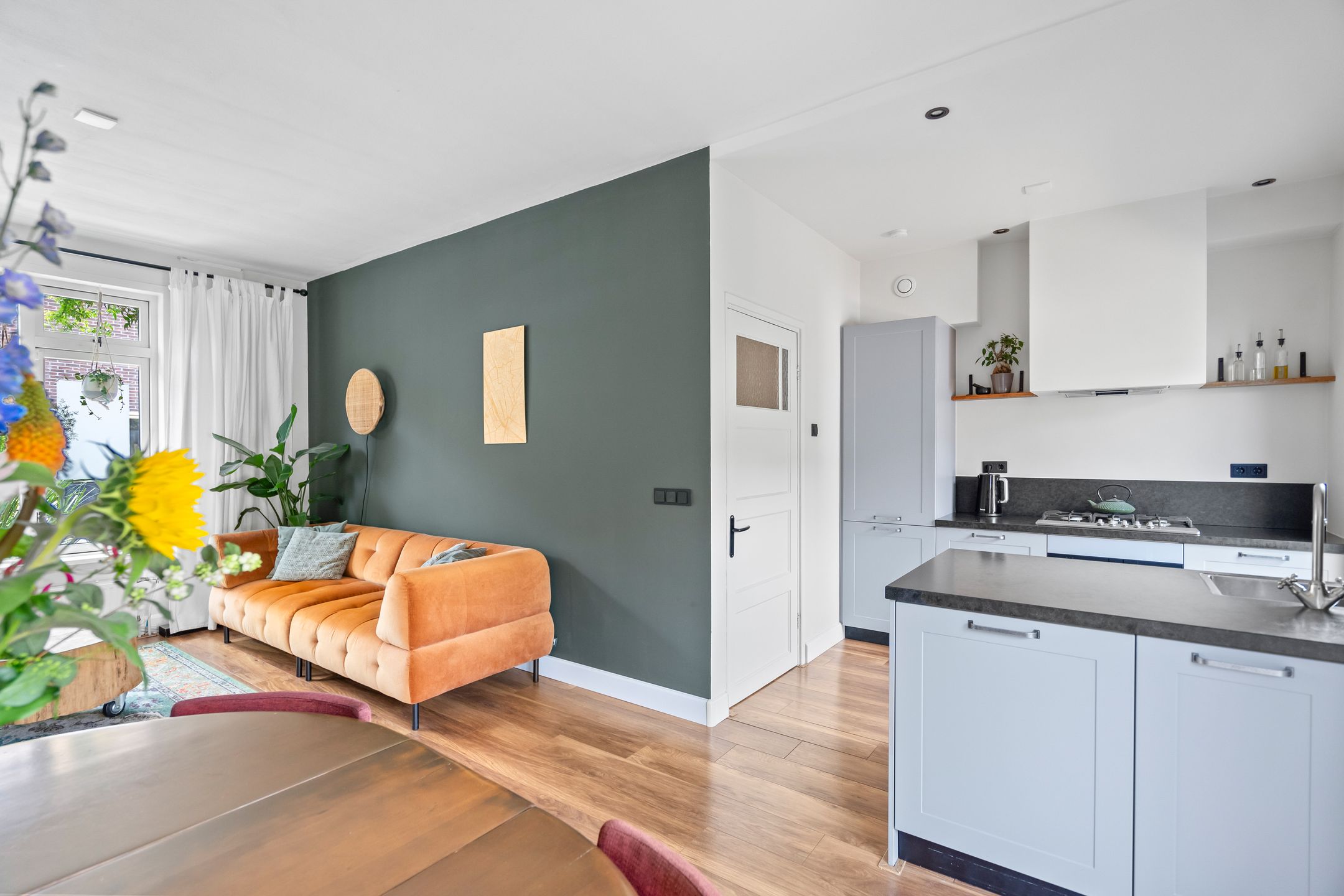 Photo 12 of Van der Steenstraat 13